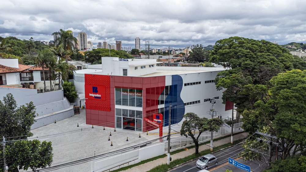 RUA ALVARENGA