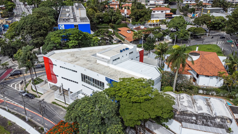 RUA ALVARENGA
